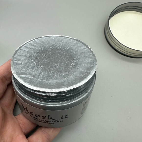 Mcoskit Hair Color Wax for Men & Wome (Grey) - Picture 3 of 12
